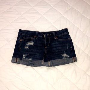 Super cute jean shorts!